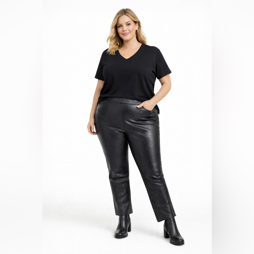Kasper Brand Black Faux Leather Pants. NWT